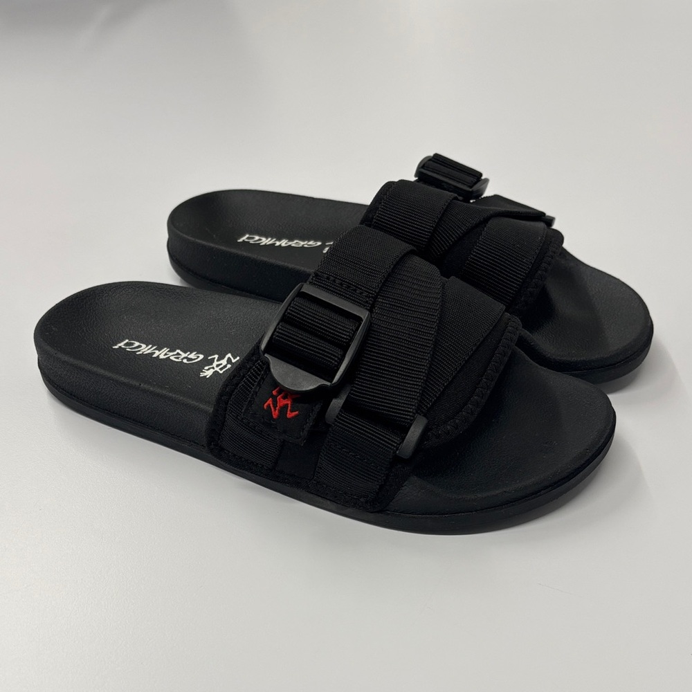 Gramicci Slides